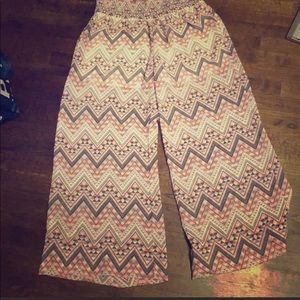 Fun bohemian style pants XL